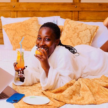 Mountains Of The Moon Hotel Fort Portal Екстер'єр фото
