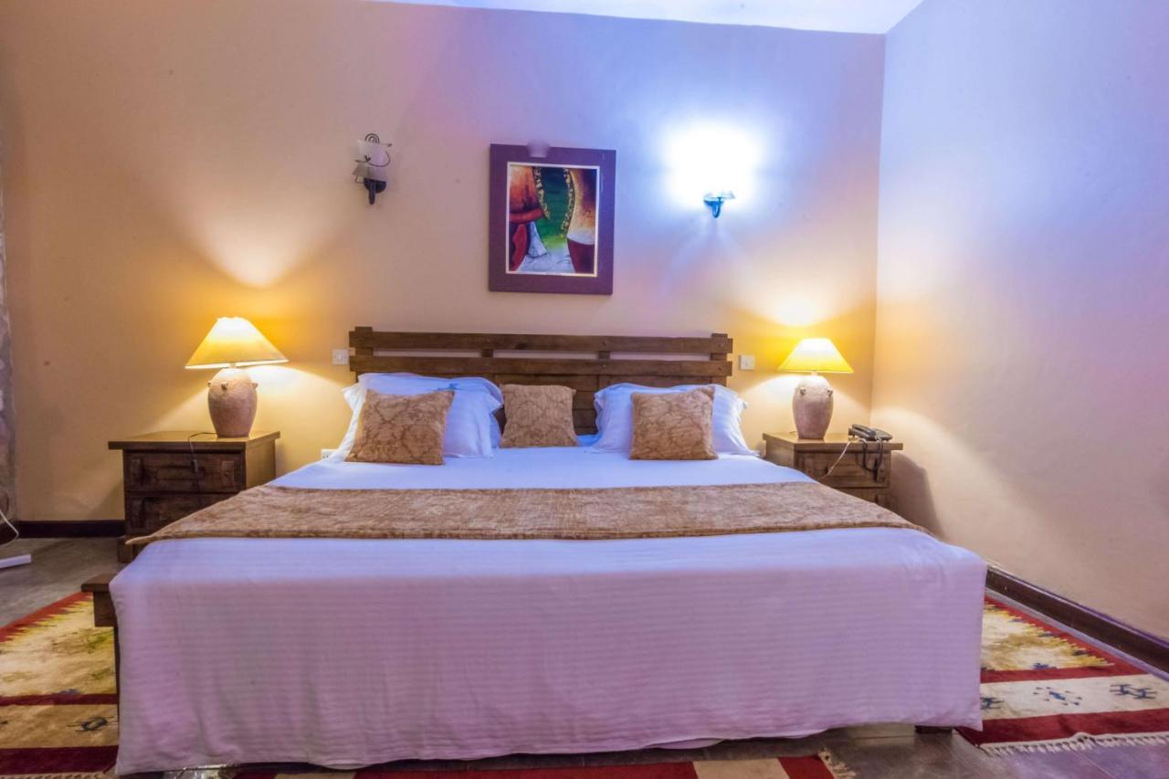 Mountains Of The Moon Hotel Fort Portal Екстер'єр фото